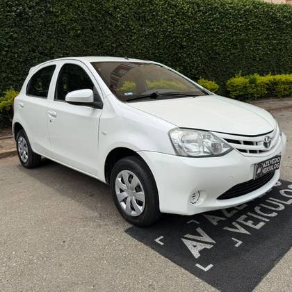TOYOTA ETIOS 1.3 X 16V FLEX 4P MANUAL TOYOTA ETIOS 1.3 X 16V FLEX 4P MANUAL